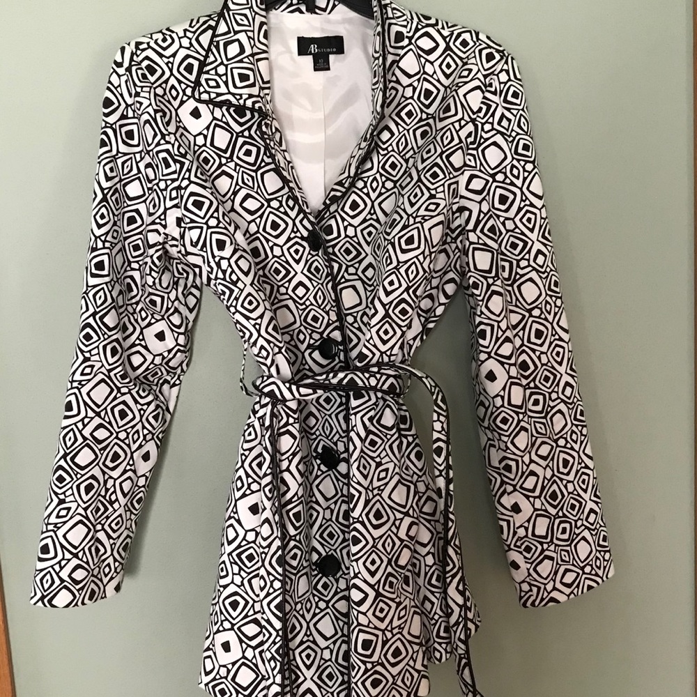 AB Studio black and White woman’s jacket.